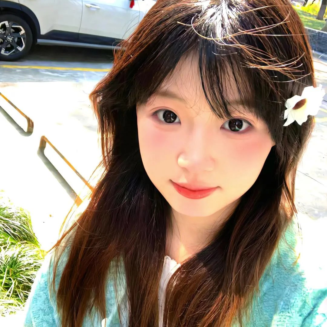 目露凶光